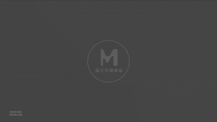麻豆传媒映画最新国产AV佳作MD0101国风旗袍诱惑情慾交织-雪千夏